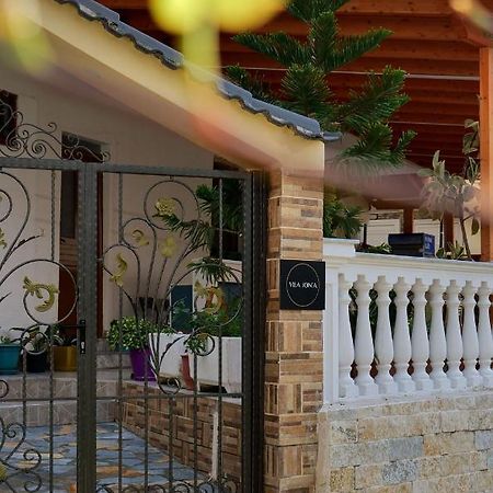 Vila Jona Sarandë Exterior foto