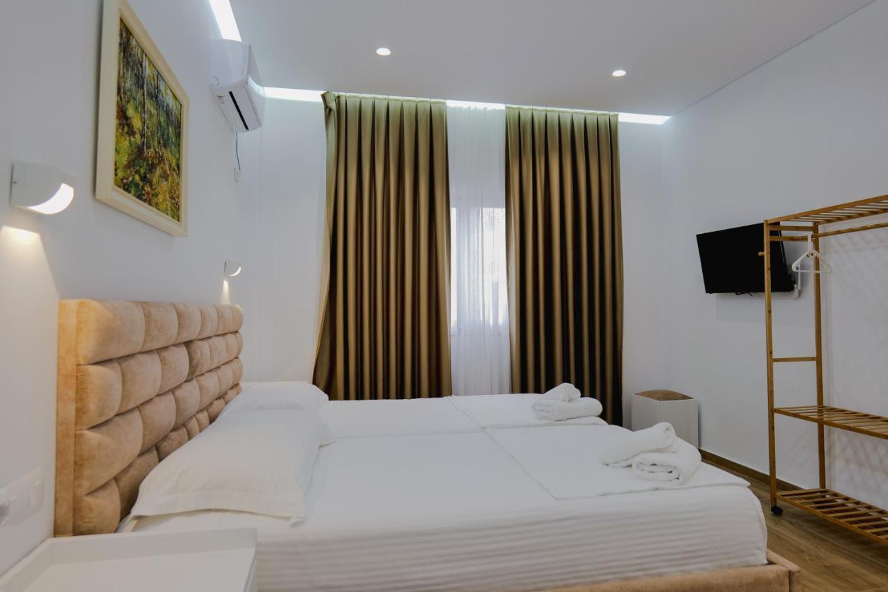 Vila Jona Sarandë Exterior foto