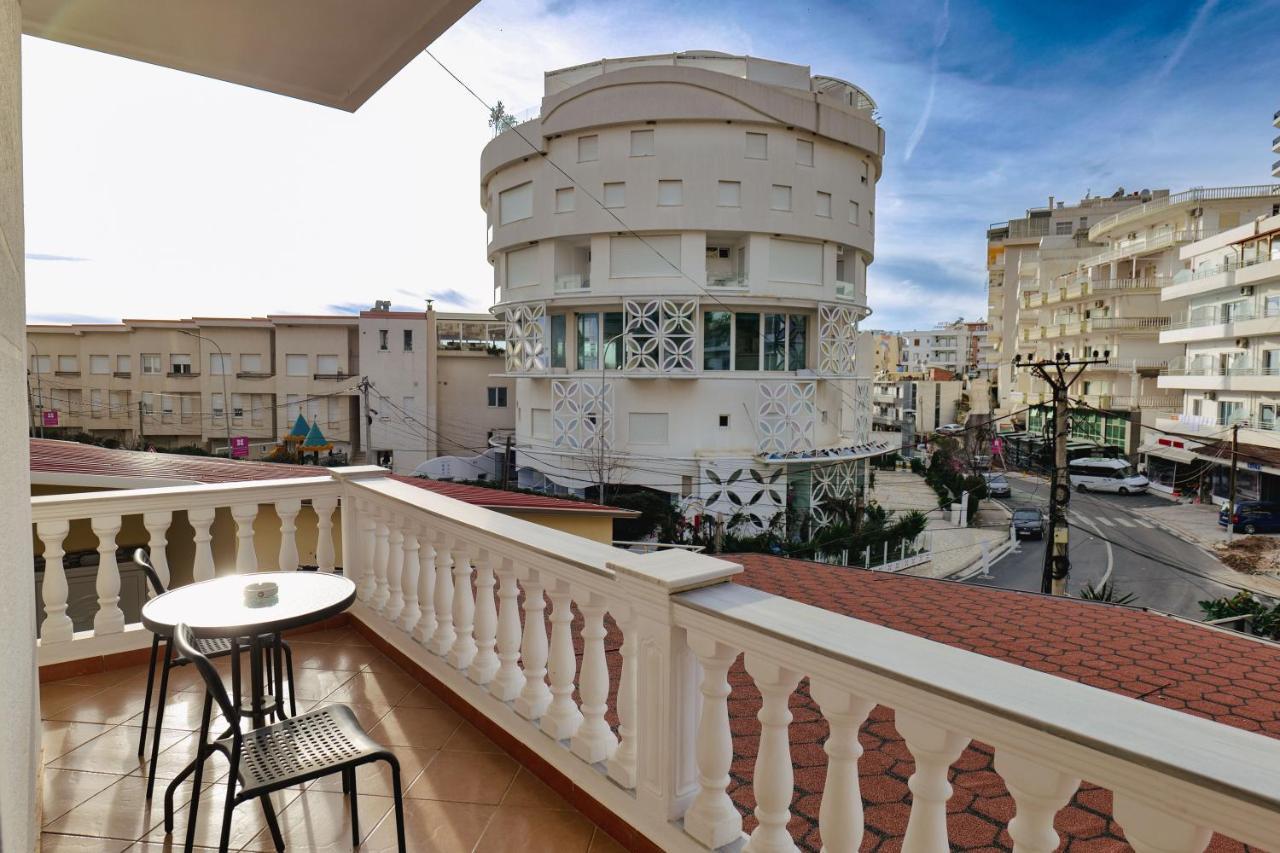 Vila Jona Sarandë Exterior foto