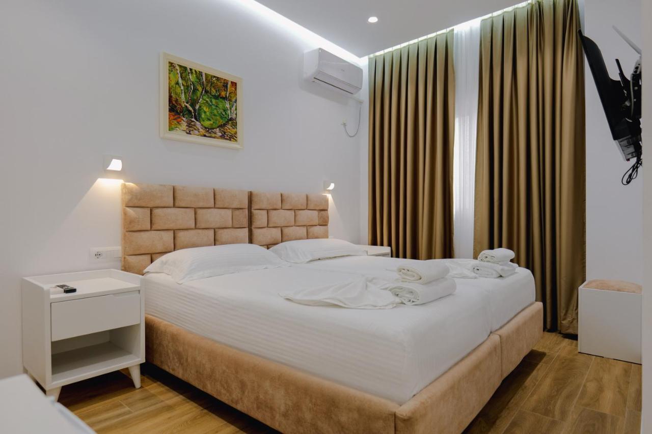 Vila Jona Sarandë Exterior foto