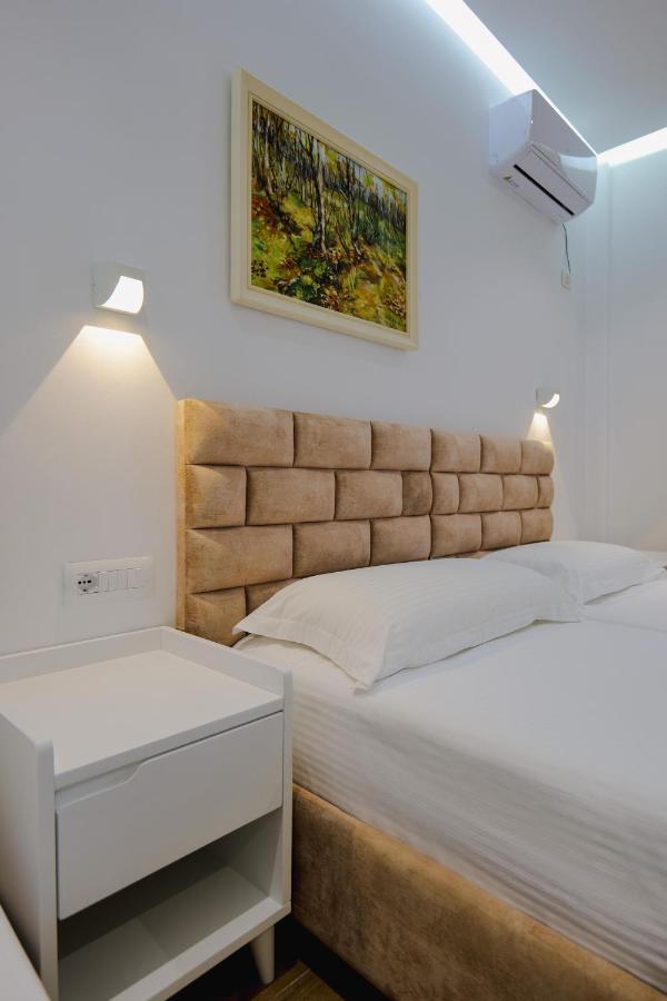 Vila Jona Sarandë Exterior foto
