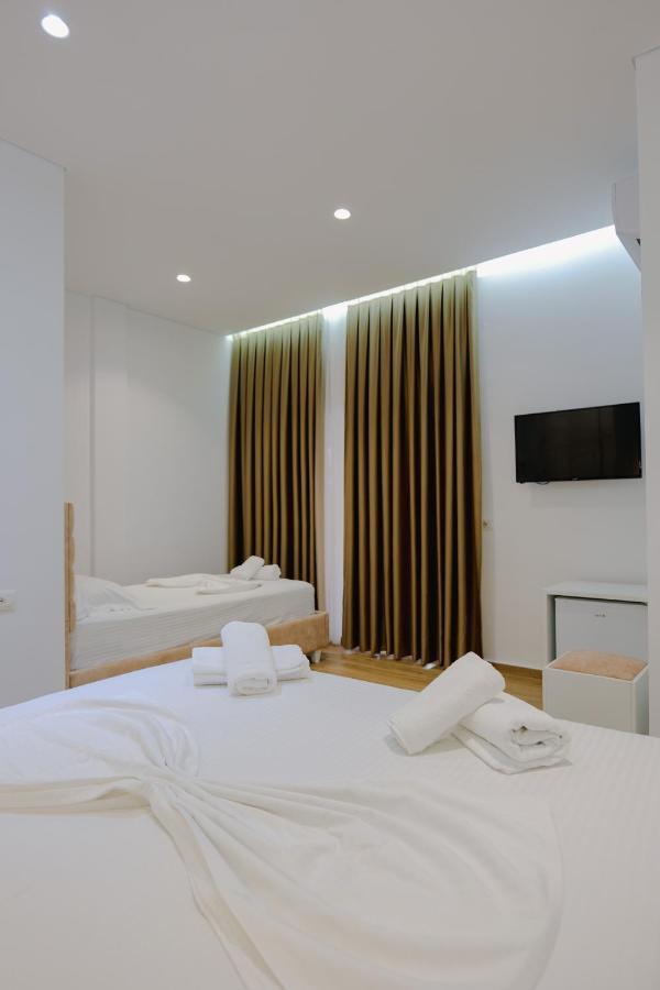 Vila Jona Sarandë Exterior foto