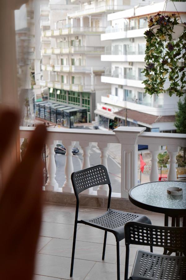 Vila Jona Sarandë Exterior foto
