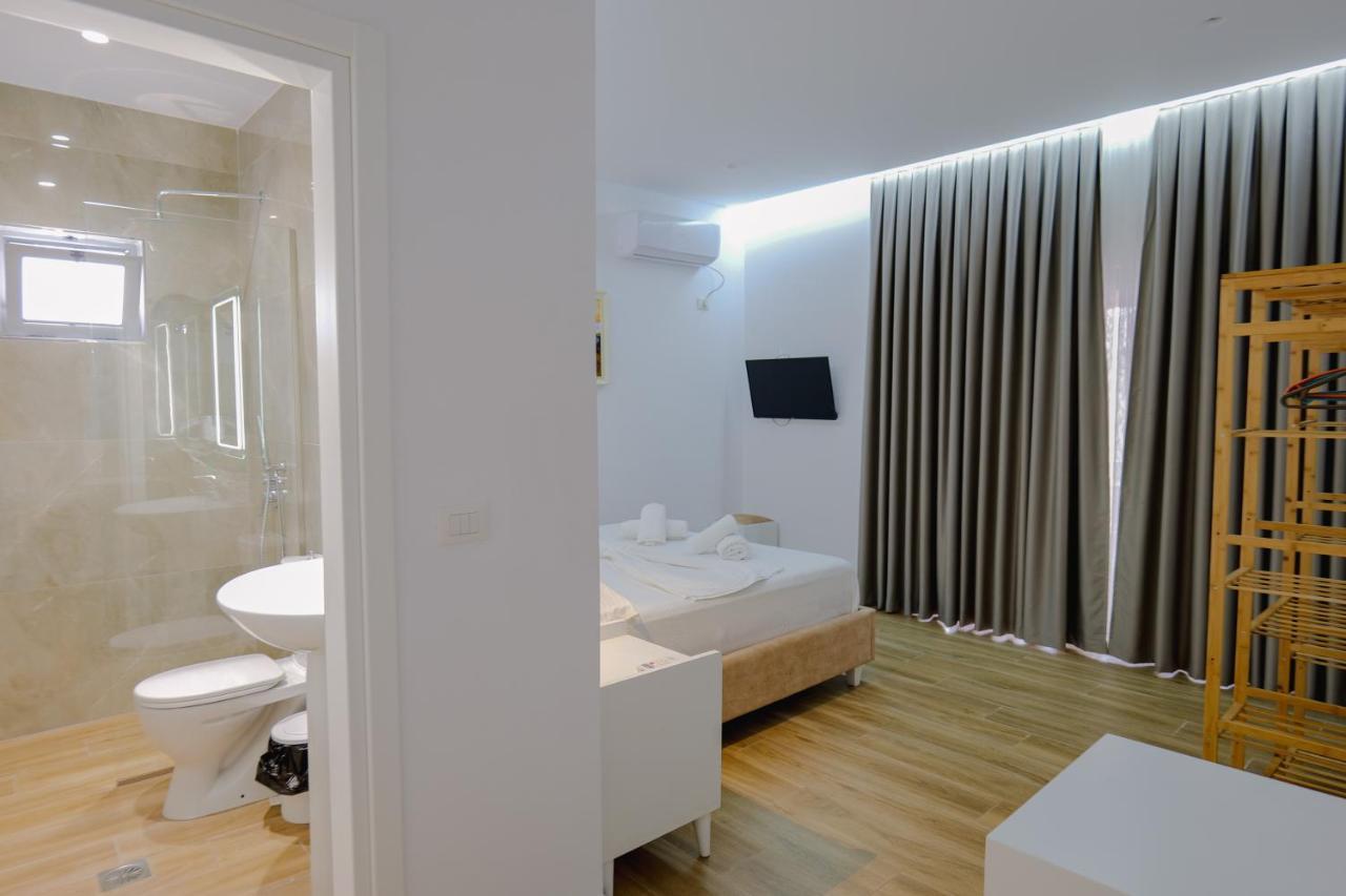 Vila Jona Sarandë Exterior foto
