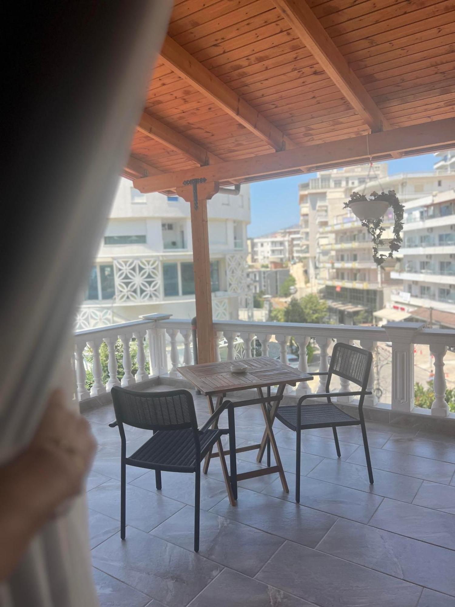Vila Jona Sarandë Exterior foto